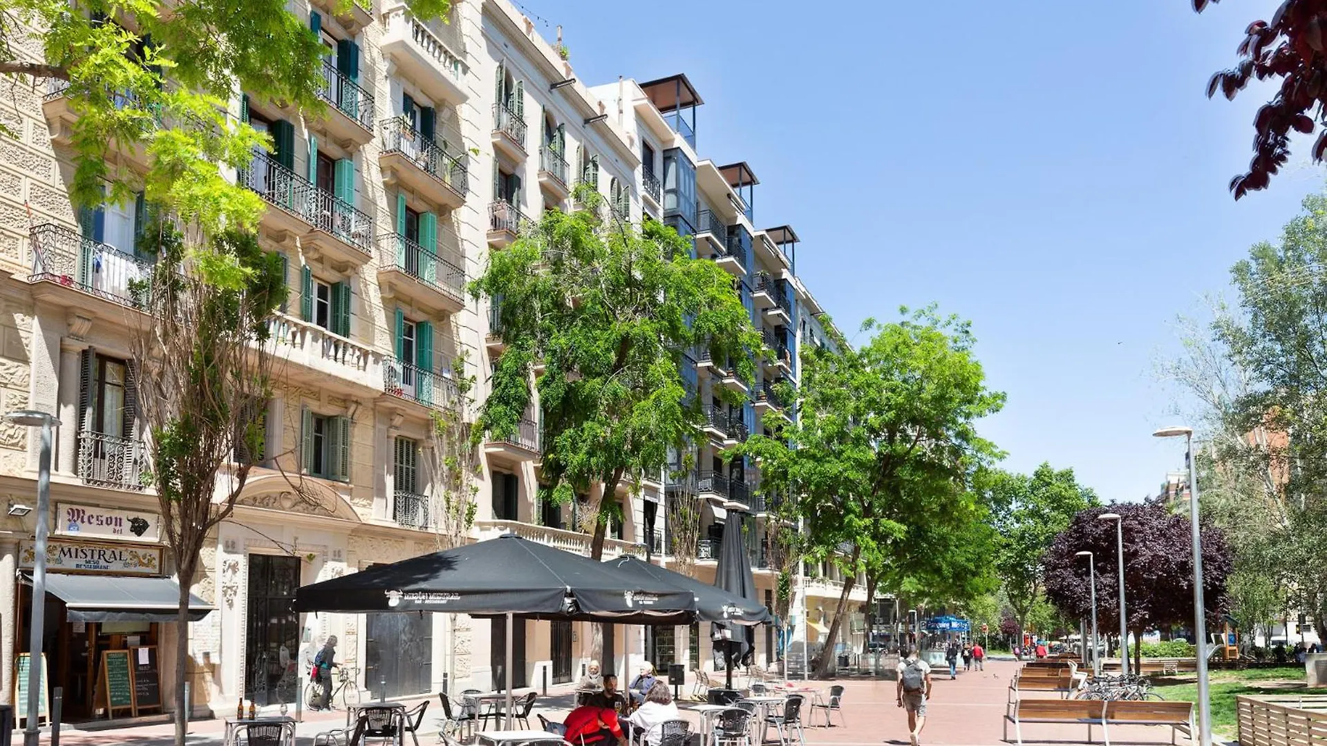 Stay U-Nique Apartments Mistral Barcelona Spain
